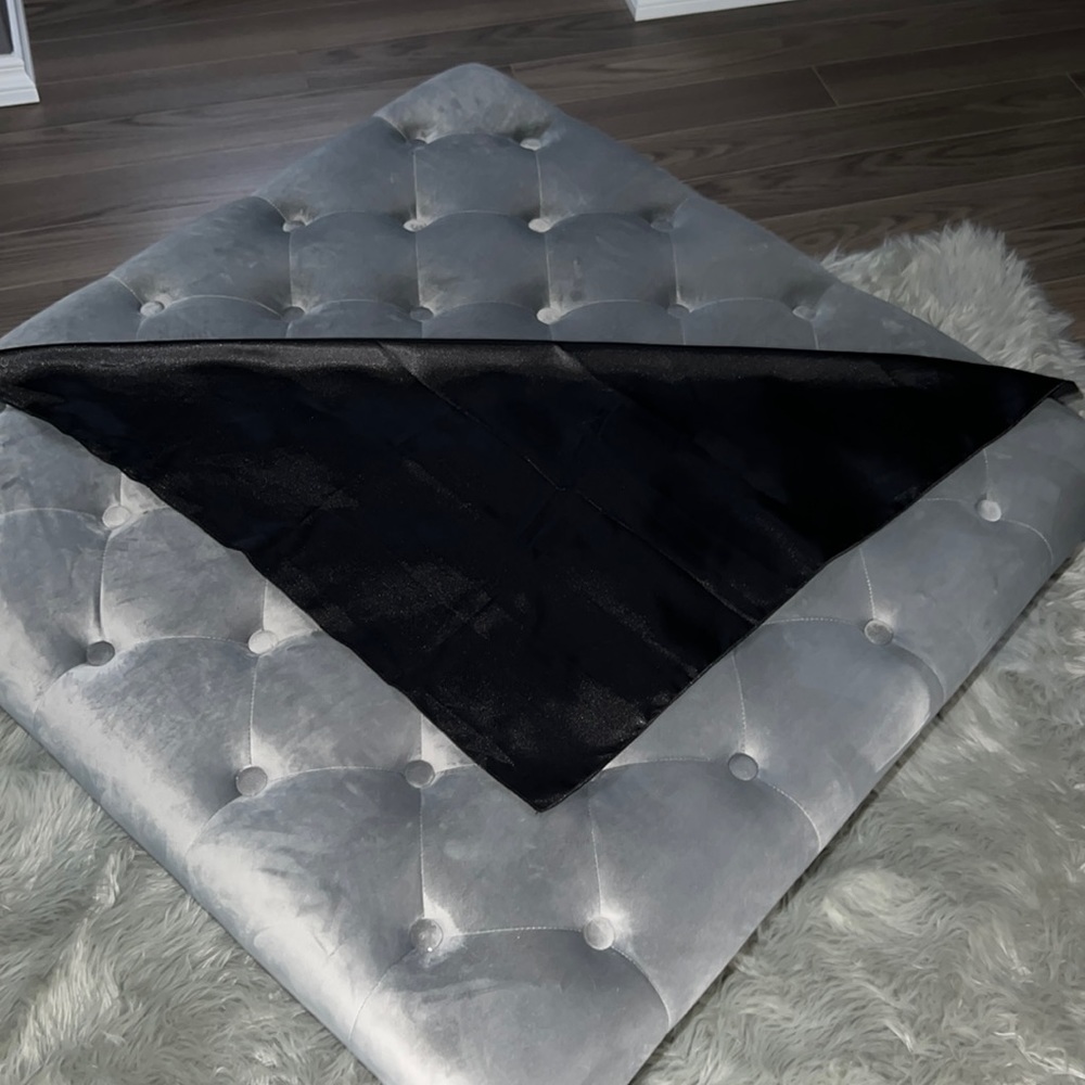 Satin bandana